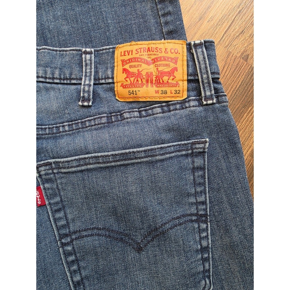 Levis 541 Athletic Taper Mens Jeans 38x32 Medium Wash Blue WaterLess‎ Denim work - Picture 3 of 9